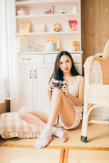 偷拍55位美女撒尿BBB毛洗澡